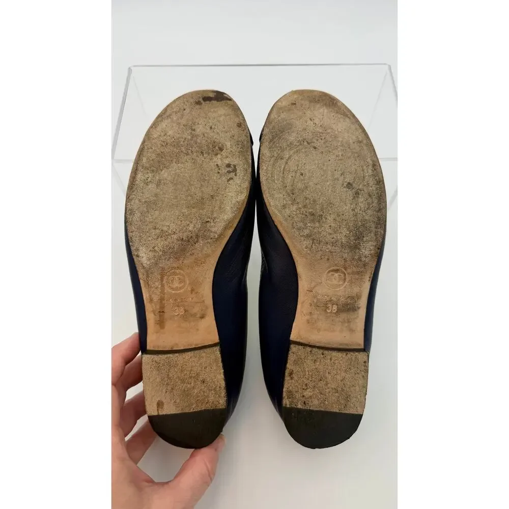 CHANEL authentic interlocking